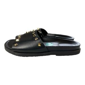 Mercer & Madison black slides